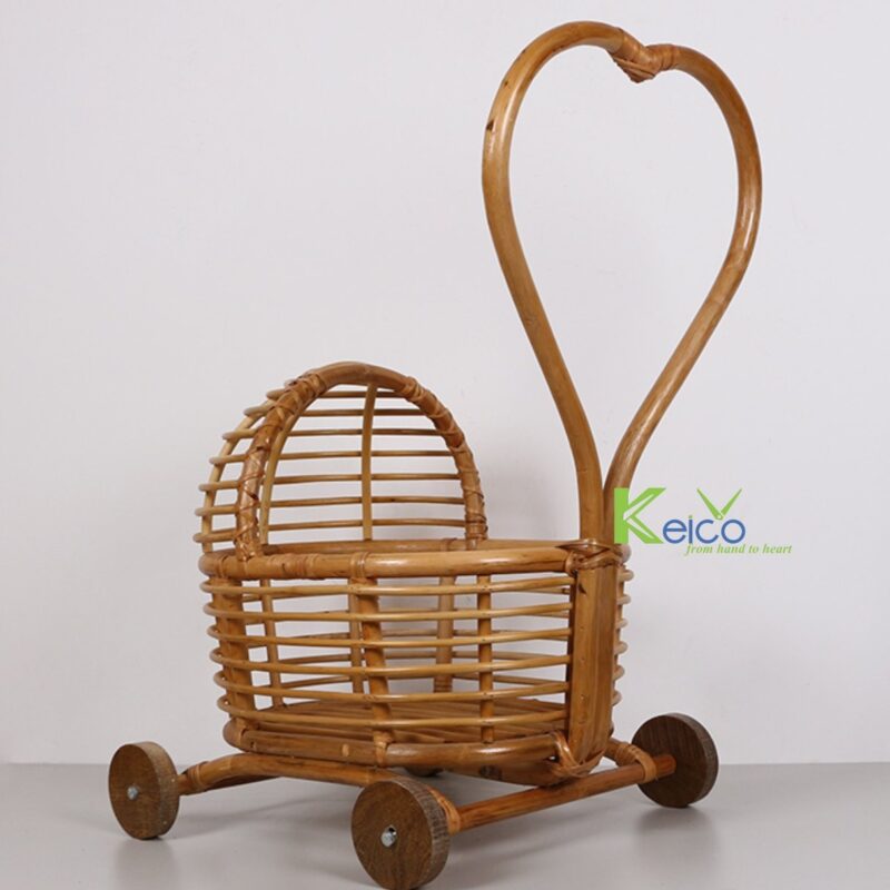 Vietnam rattan and bamboo factory – rattan pendant light and rattan furniture