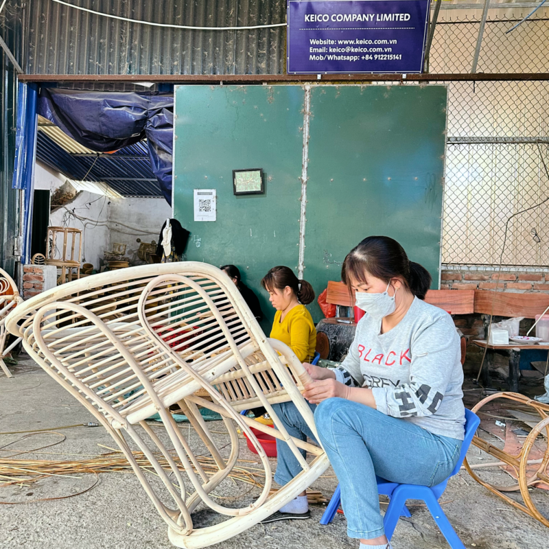 Vietnam rattan and bamboo factory – rattan pendant light and rattan furniture