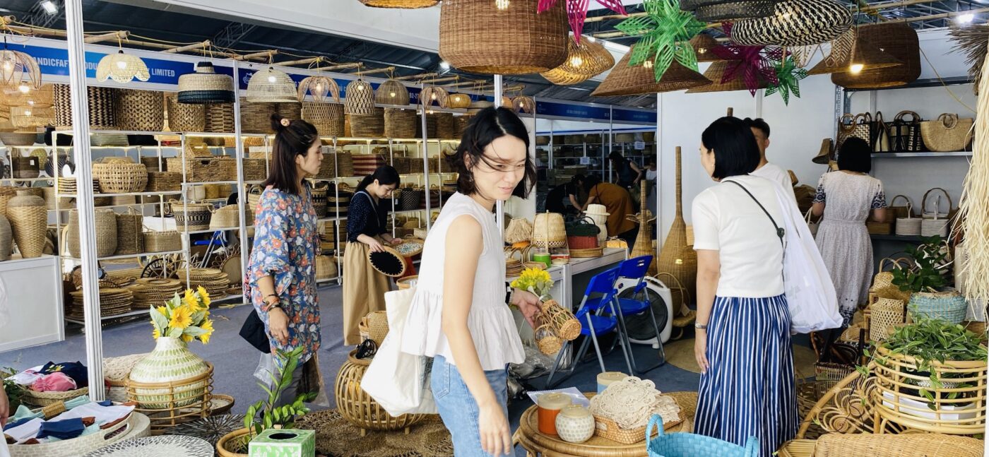 Vietnam rattan and bamboo factory – rattan pendant light and rattan furniture