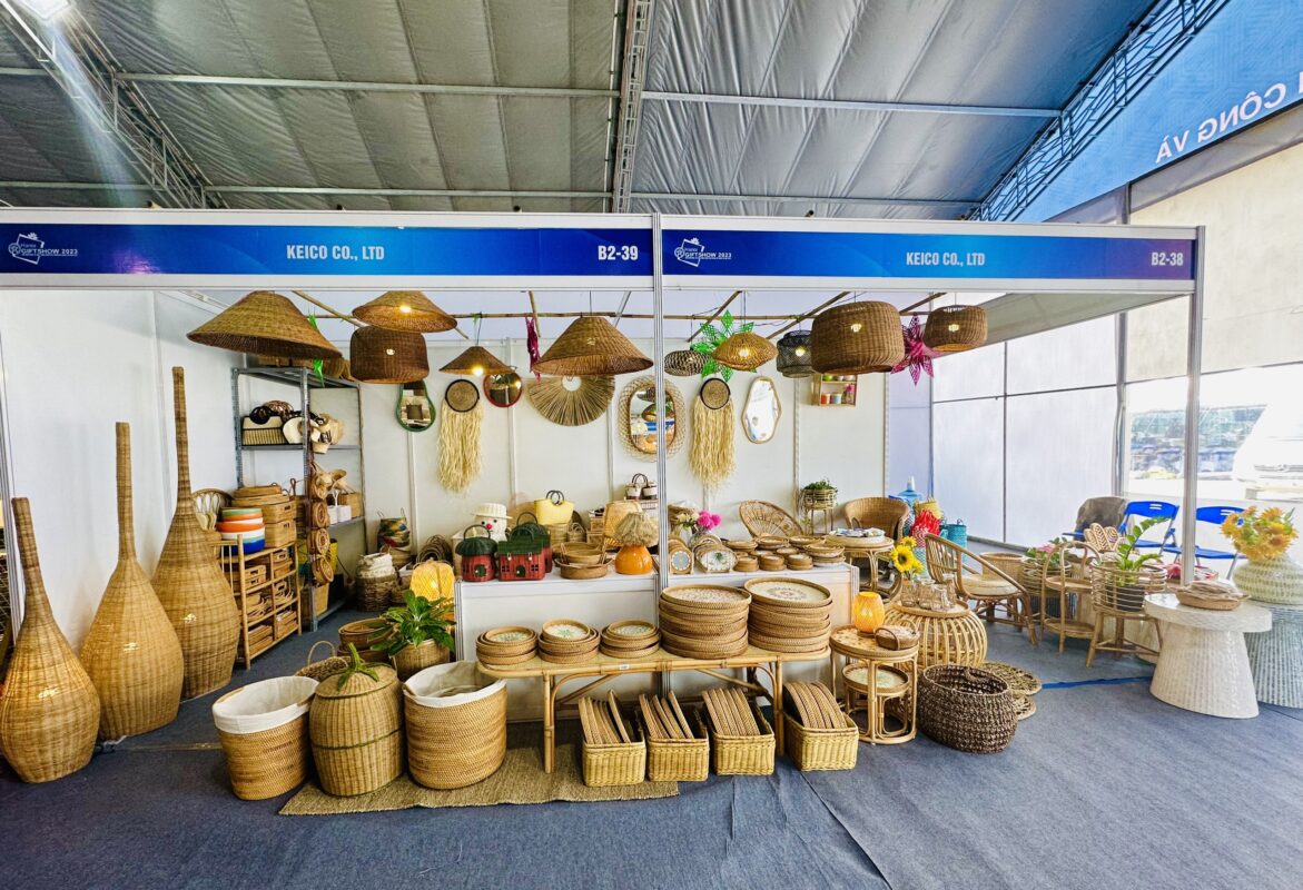 Vietnam rattan and bamboo factory – rattan pendant light and rattan furniture
