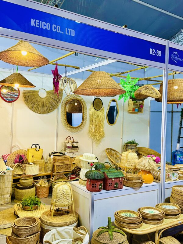 Vietnam rattan and bamboo factory – rattan pendant light and rattan furniture