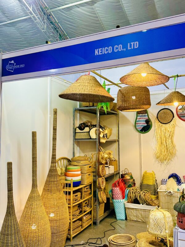 Vietnam rattan and bamboo factory – rattan pendant light and rattan furniture