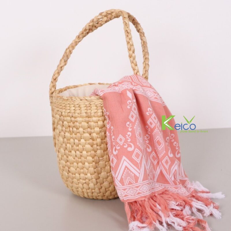 Vietnam rattan and bamboo factory – rattan pendant light and rattan furniture