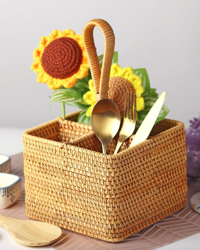 Vietnam rattan and bamboo factory – rattan pendant light and rattan furniture